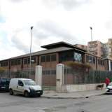 Ci lasciamo questa storia alle spalle e dopo aver superato l�incrocio con via Anita Garibaldi (l�unico di tutto questo tratto) e il cancello del park&ride, troviamo sulla sinistra la storica palestra dell�ex �Gil� (Giovent� italiana del Littorio), conosciuta oggi con il nome di �Palamartino� in onore dell�atleta olimpionico barese Francesco Martino
